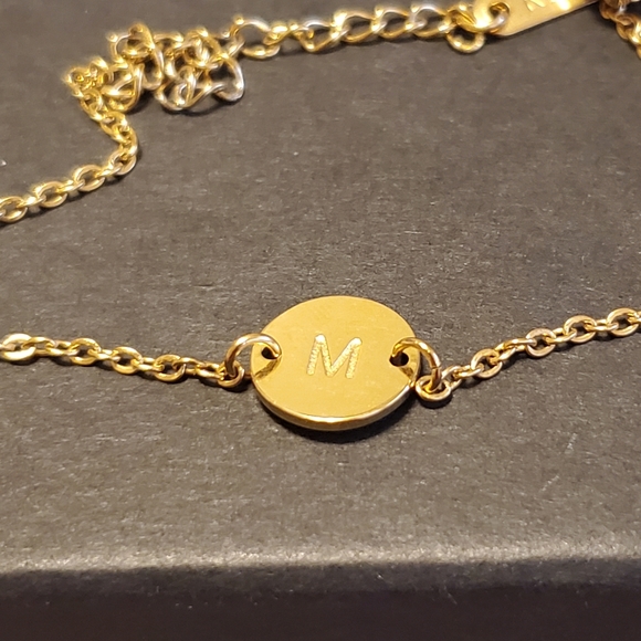 M initial bracelet - Picture 2 of 2